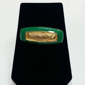 Vintage Green Enamel Goldtone Brooch Pin